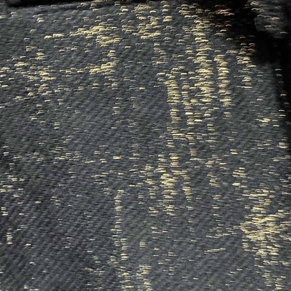 Stunning black blazer with gold shimmer details - Picture 6 of 7